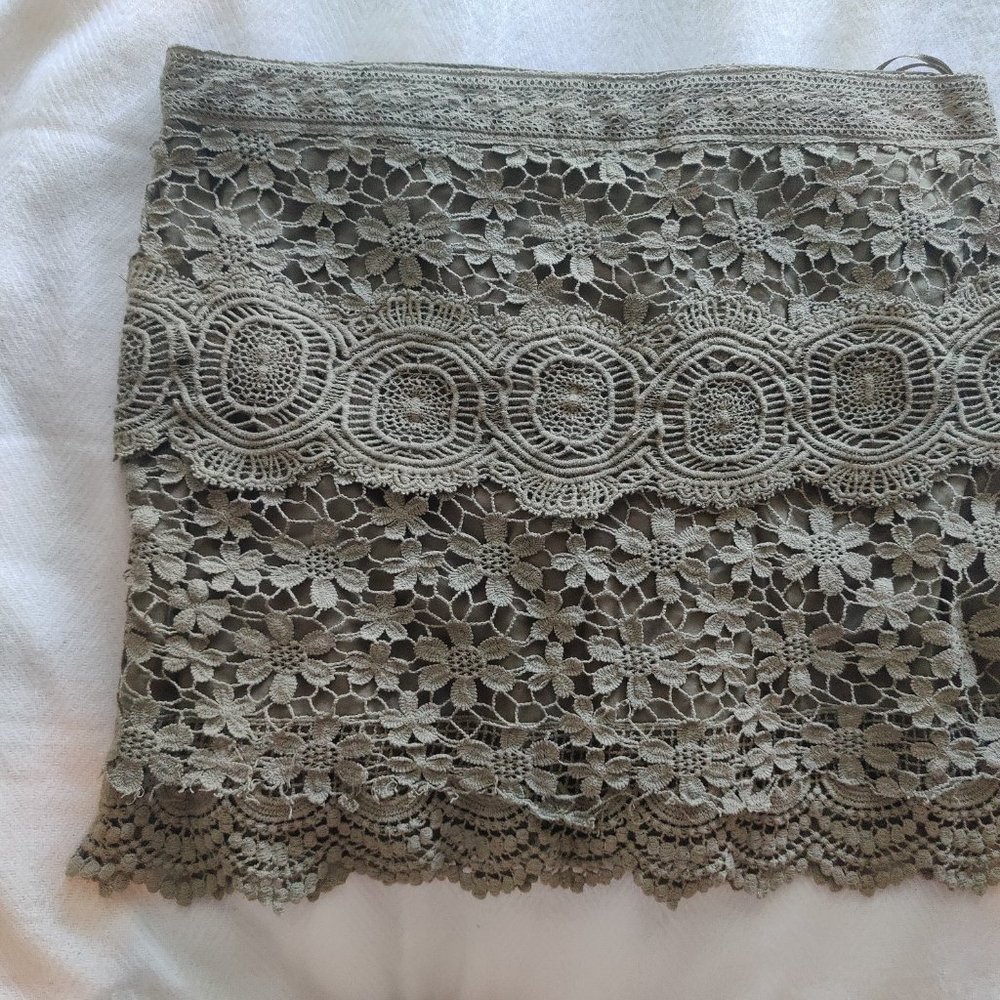 Free People green lace skirt